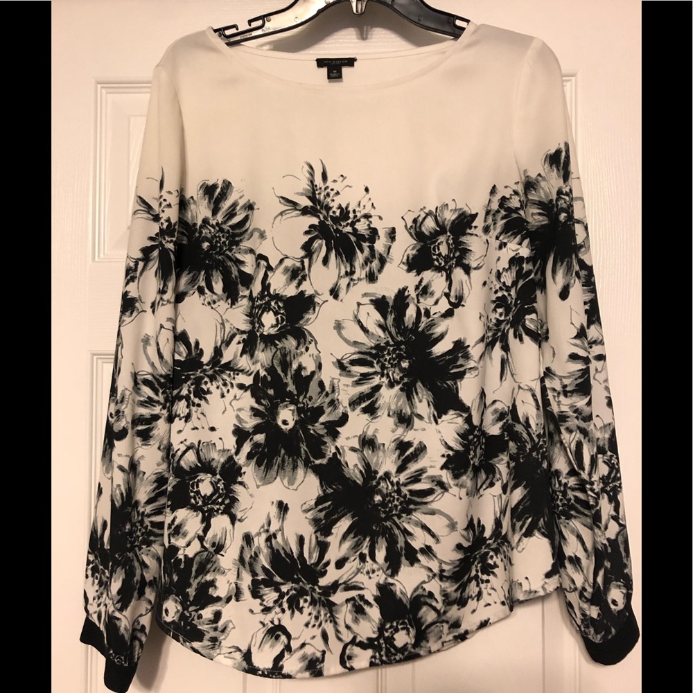 Floral print blouse